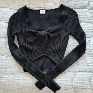 Abercrombie and Fitch black ribber cropped sweater